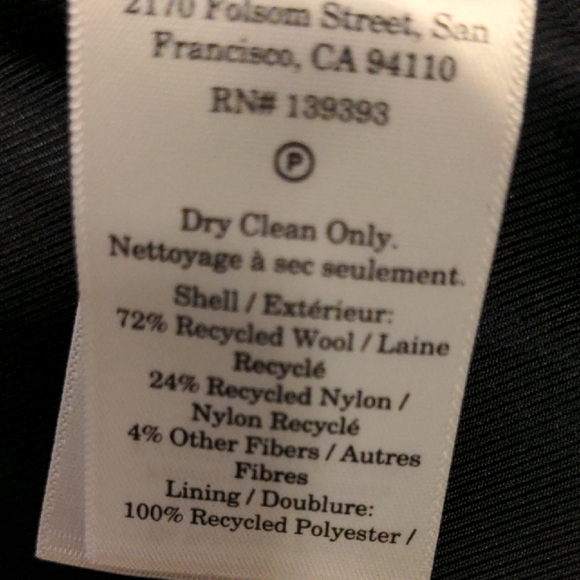 EVERLANE The Oversized Houndstooth Blazer in Wool - Picture 13 of 15